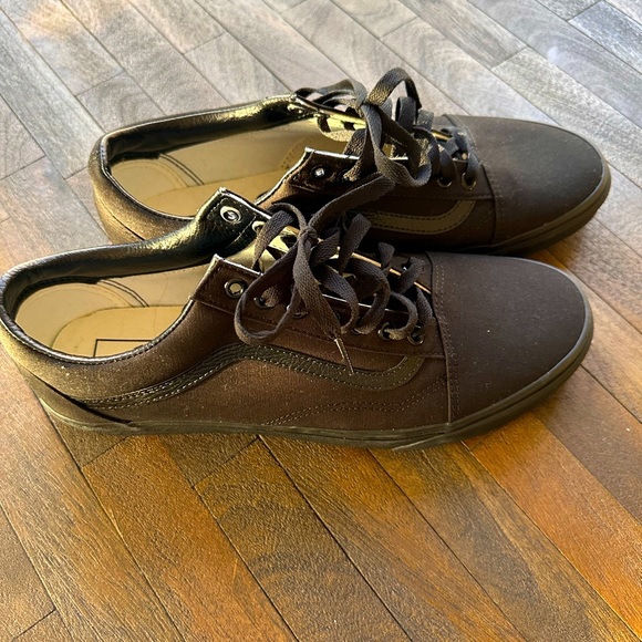 Vans Old Skool Canvas Shoe. All black. Men’s size 12. Brand new. Never worn. - Picture 2 of 6